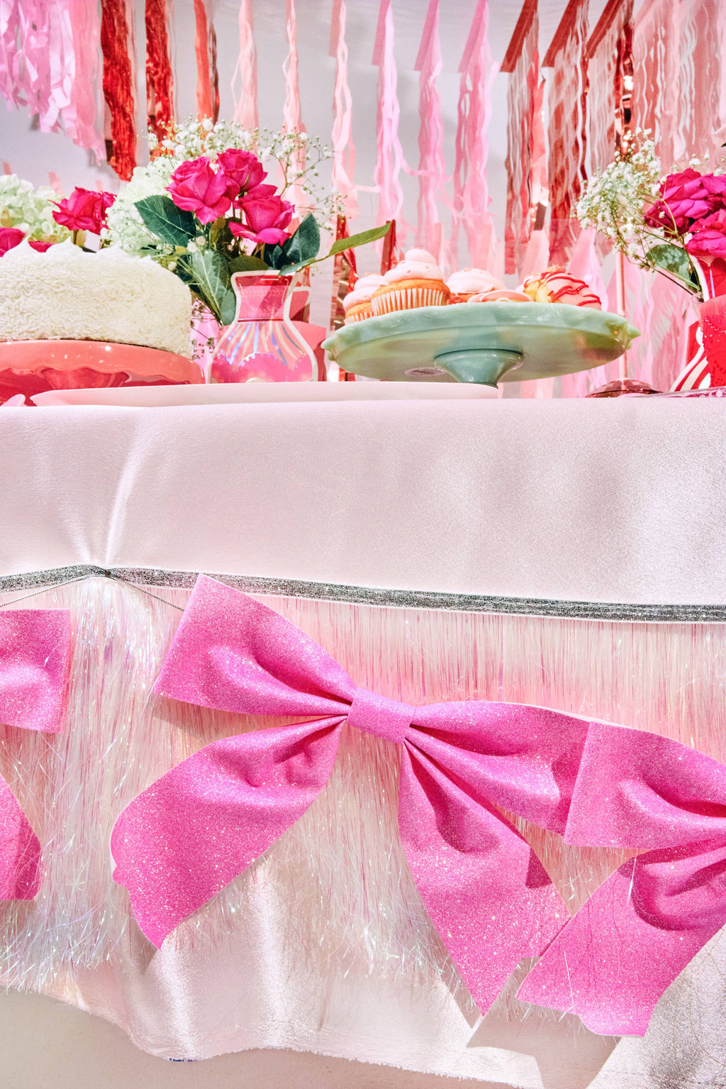 Beautiful Bows Fringe Reusable Garland
