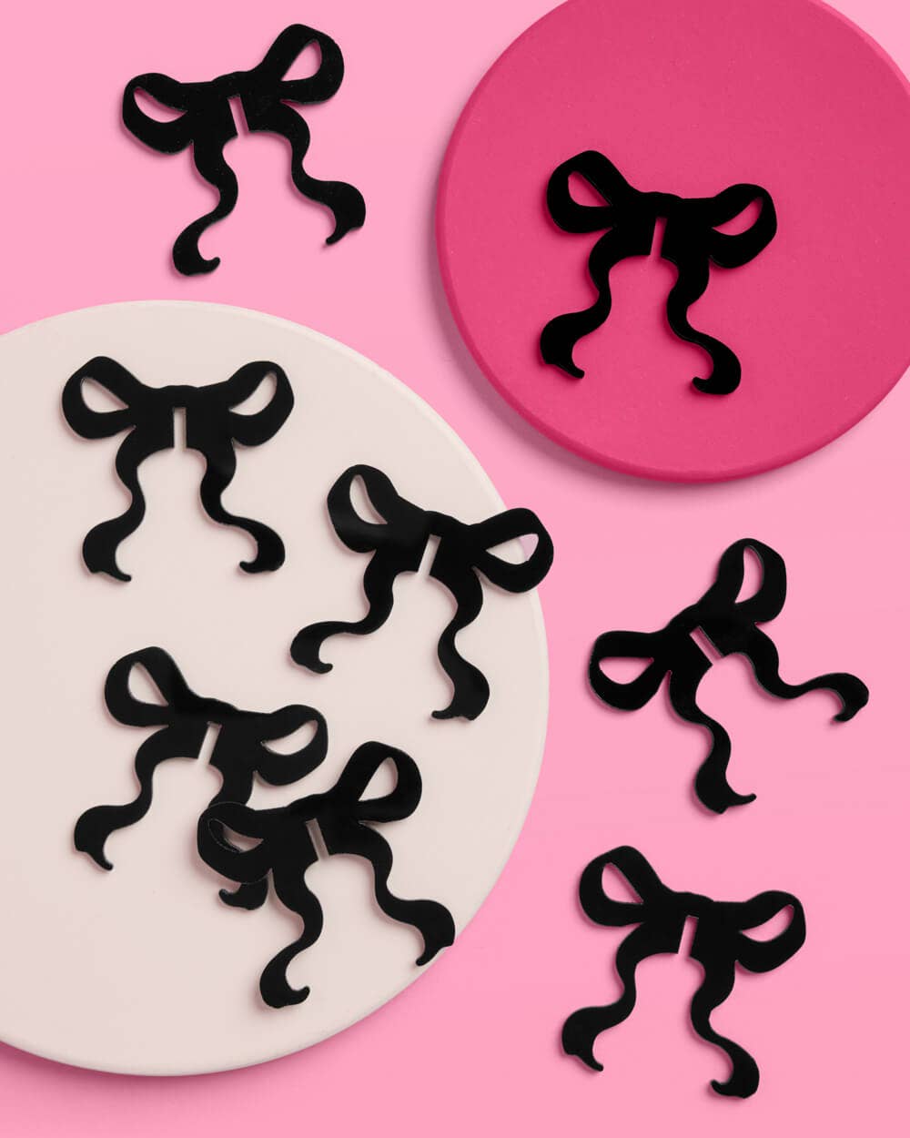 Little Black Bow Drink Markers