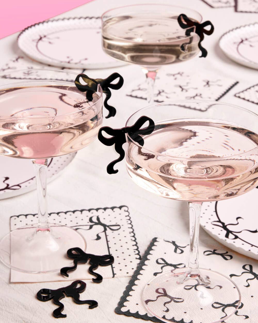 Little Black Bow Drink Markers