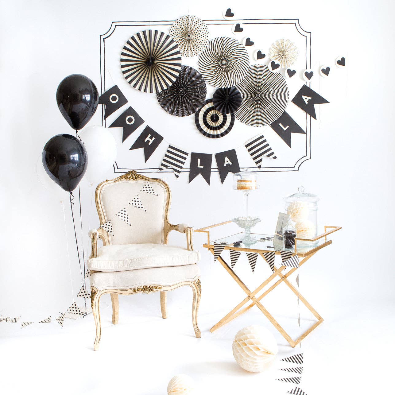 Black + White Party Fans